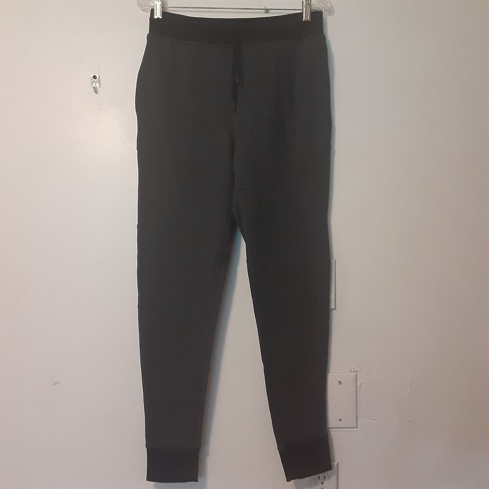 Under Armour Men's M Gray Fitted Joggers Taper Leg Sweatpants Leisure